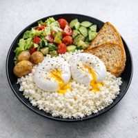 Lor Peynirli Poşe Yumurta (Fit Kahvaltı)